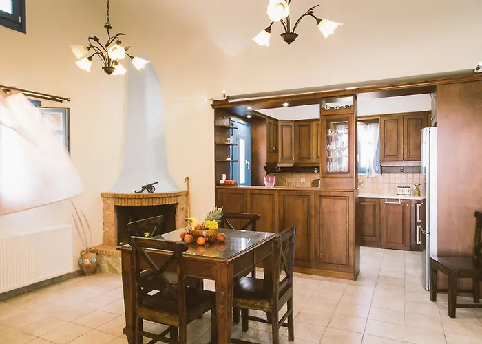 Maison Marilia بيت ضيافة Akrotírion